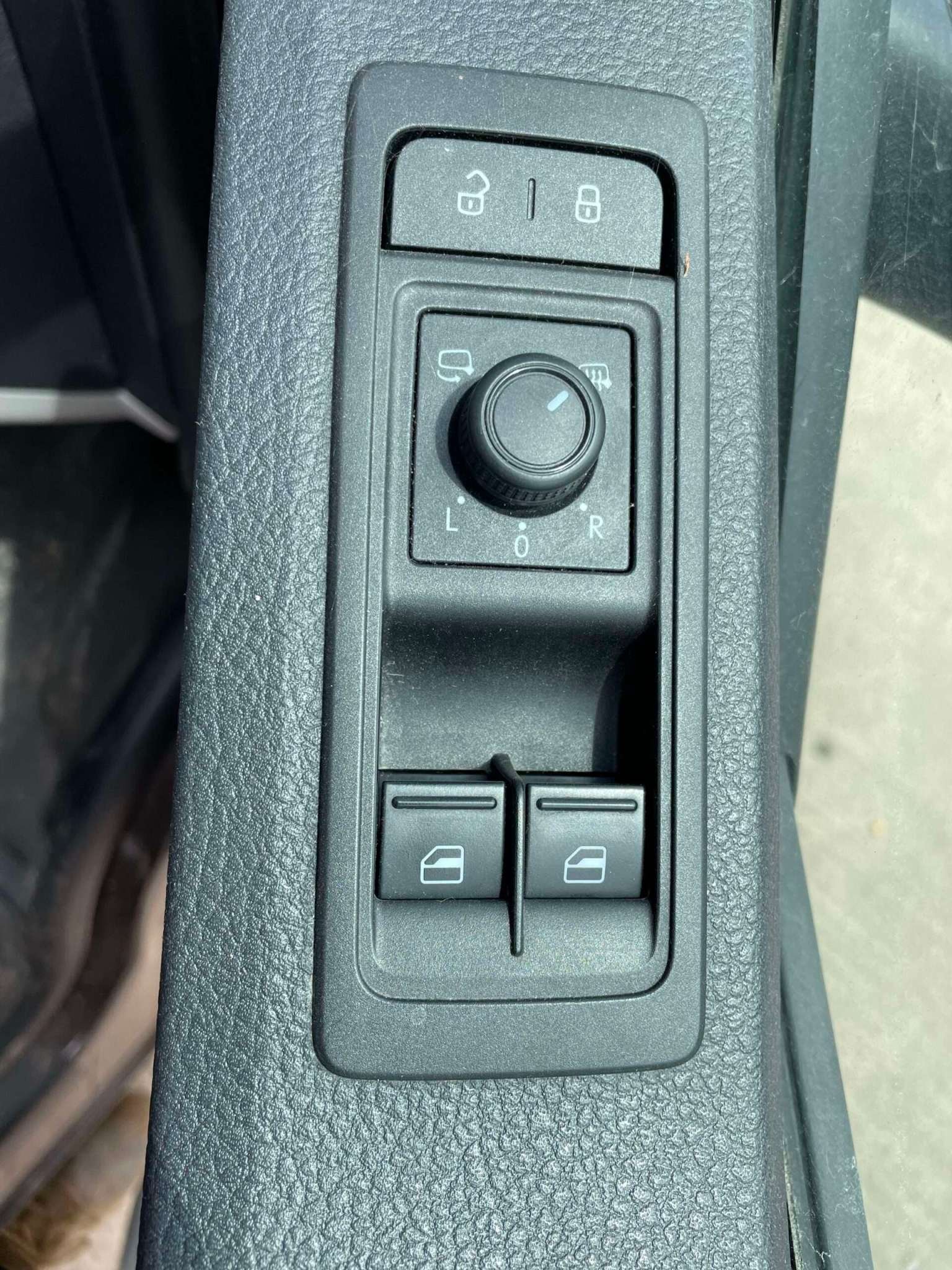 breaking van - Image 4